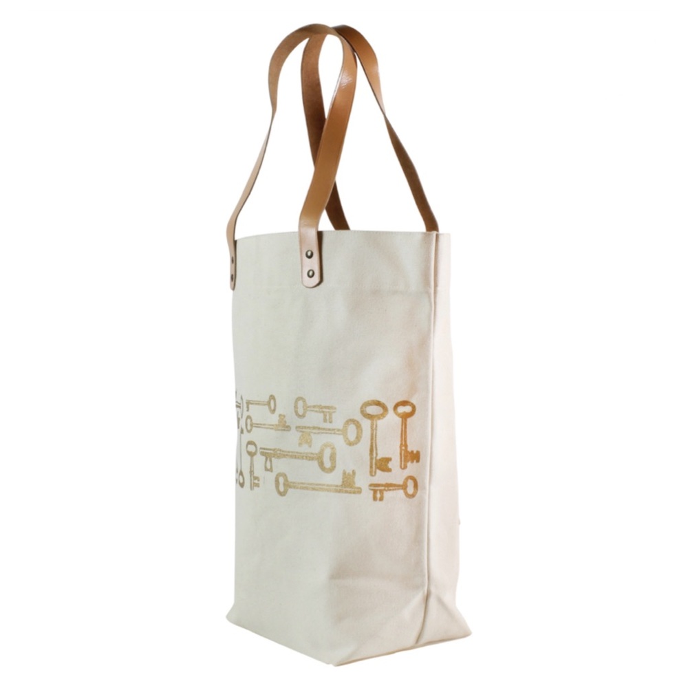 tote w/leather straps-gold keys & skeleton keyhole in gold on natural canvas-NWT